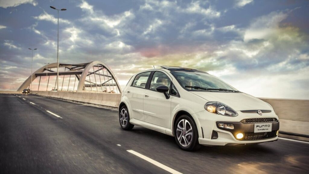 Os carros turbo usados mais baratos do Brasil em 2025