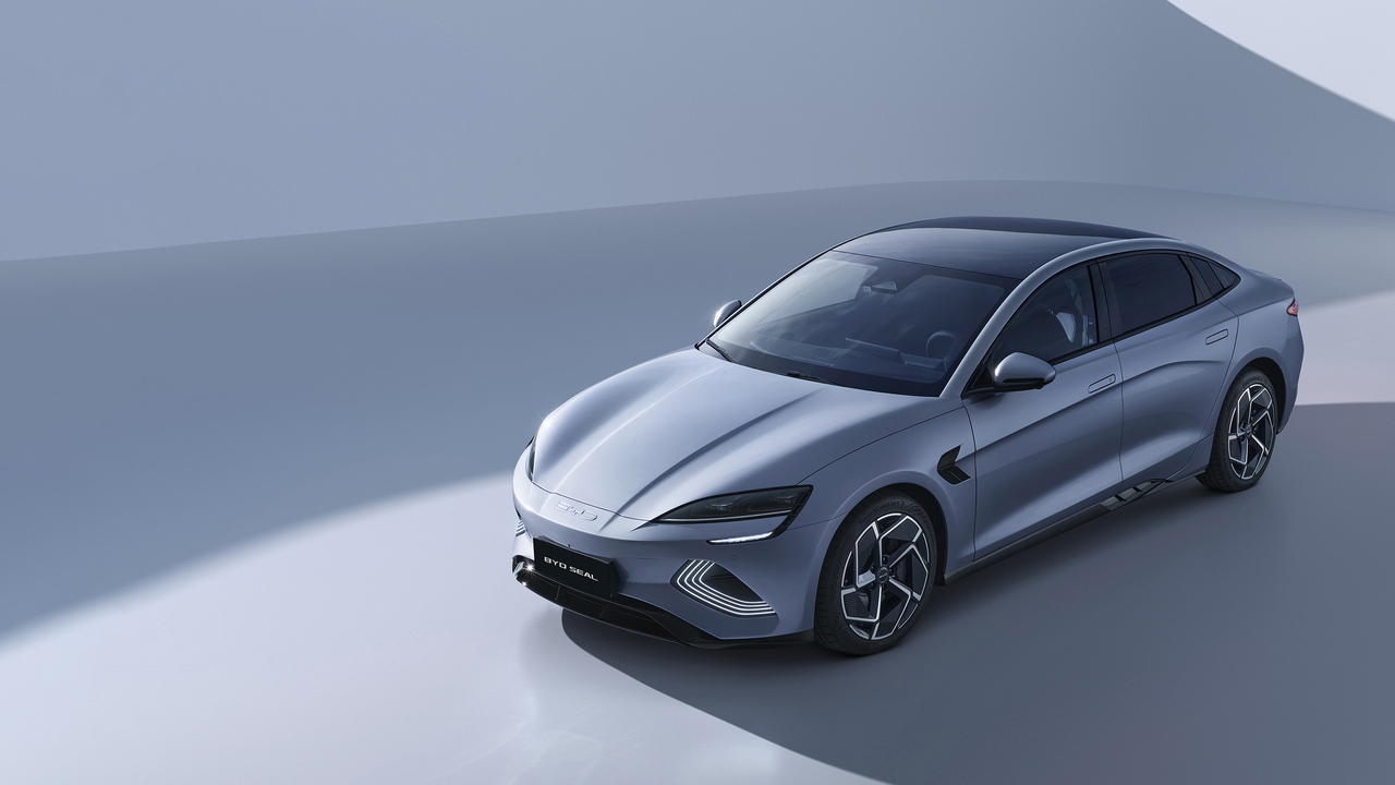 Em apenas 18 minutos na recarga rápida, este modelo elimina a espera longa e transforma a parada em detalhe de viagem