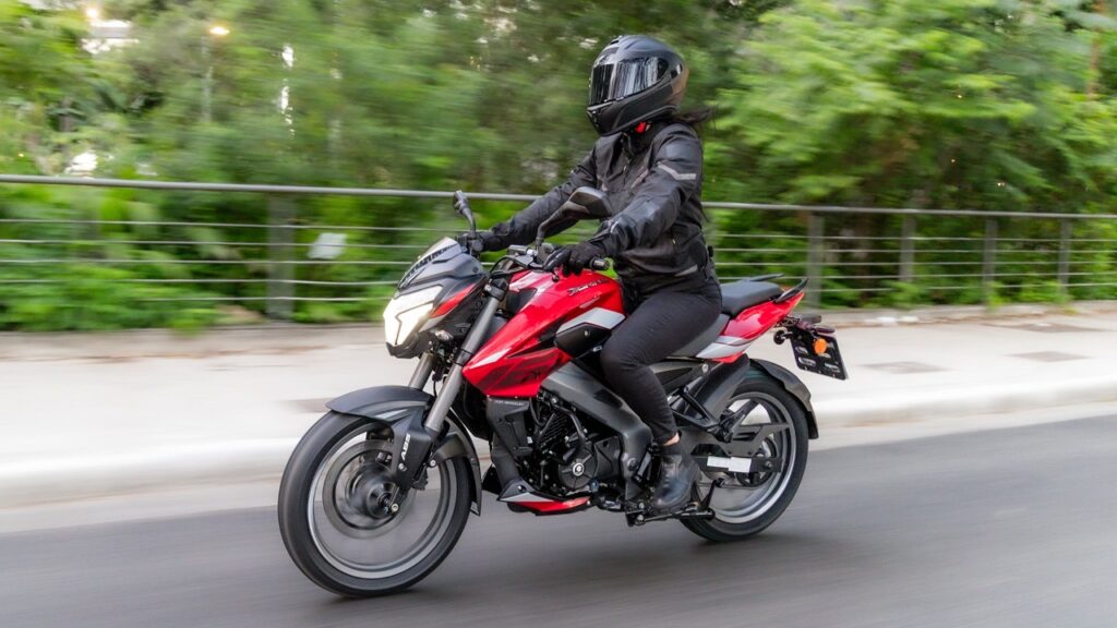 Brasileiros comemoram motos novas que custam pouco rodam mais e quase não desvalorizam