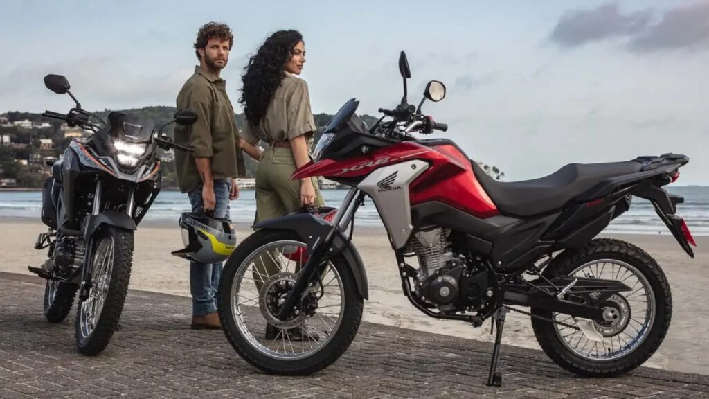 Honda coloca frente a frente duas trails versáteis para cidade, estrada e economia