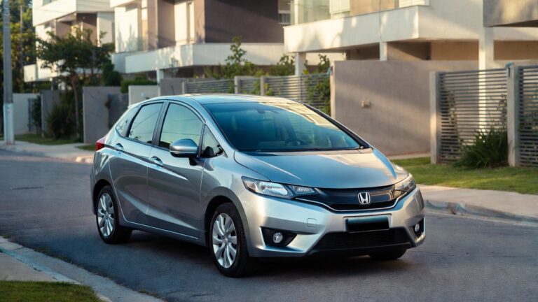 Qual o valor real para manter um Honda Fit usado no Brasil em 2026?